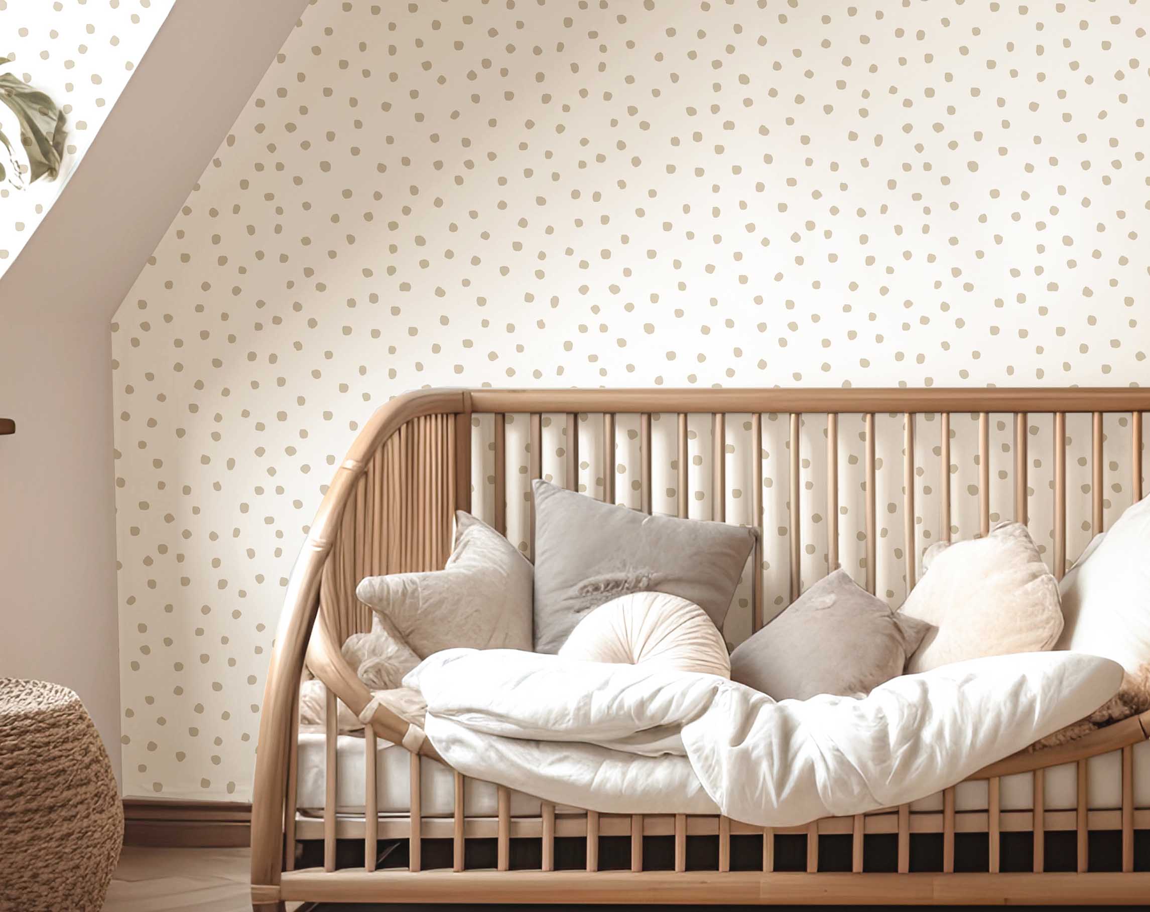 Weiße Vliestapete mit beigen Punkten, 17120, MiniMe, Cristiana Masi by Parato
