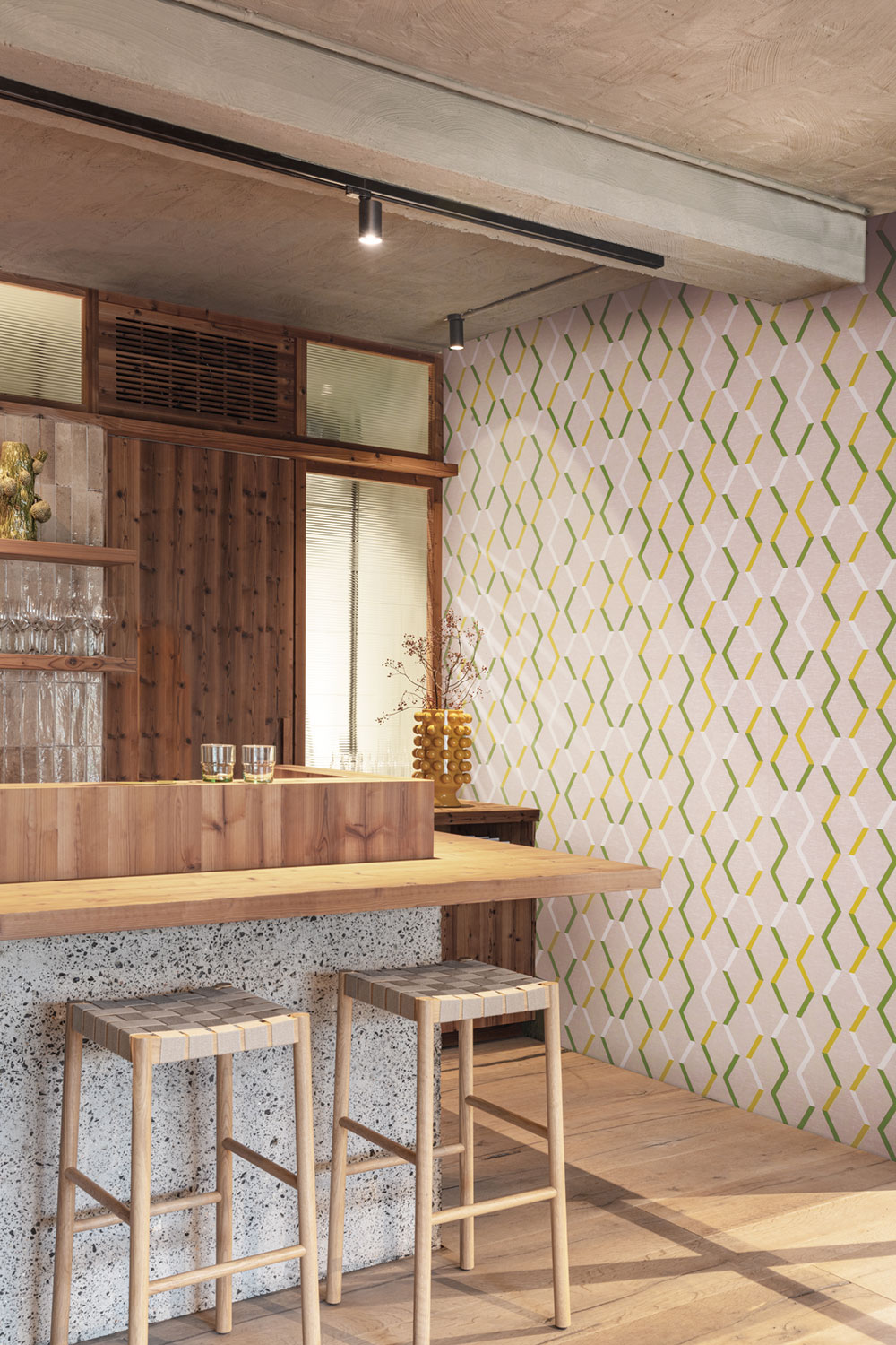 Geometrische Vliestapete, beige, JOY002, Joy, Masureel