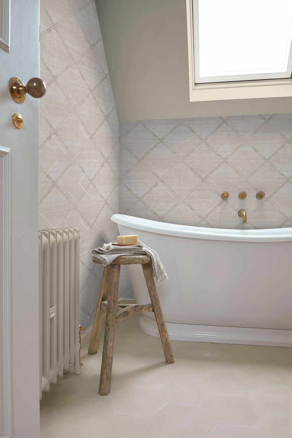 Geometrische Vliestapete, grau-beige, 124122, Element, Graham Brown Premium