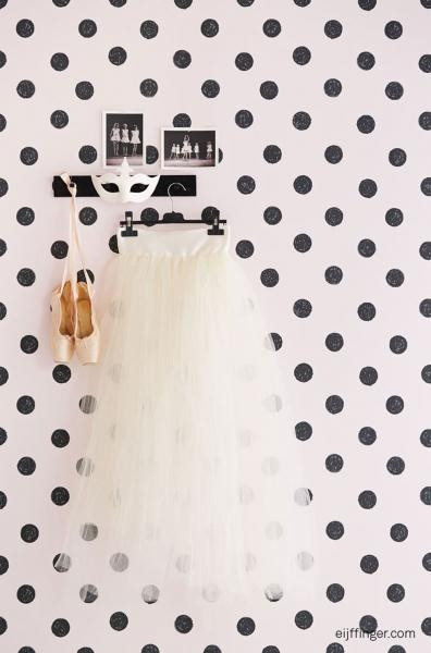 Rosa Vliestapete mit Punkten 356061, Black&Light, Eijffinger